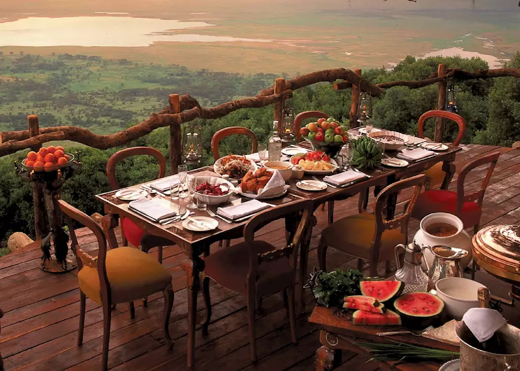 287220 lunch at the ngorongoro crater lodge Copy